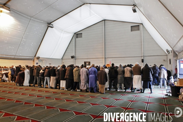 Mosquée dans un gymnase à Pantin