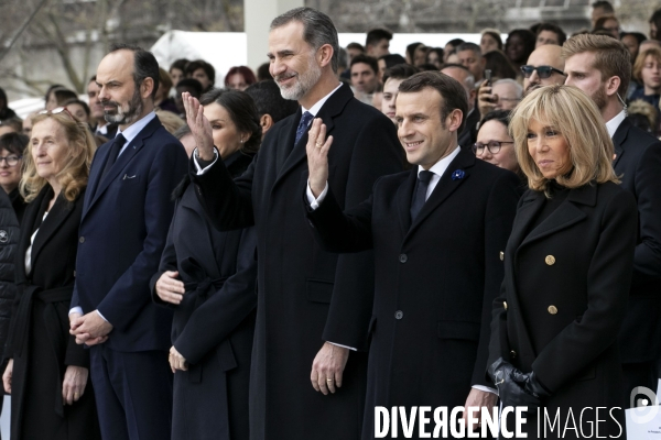 Cérémonie d hommage aux victimes du terrorisme au Trocadéro.