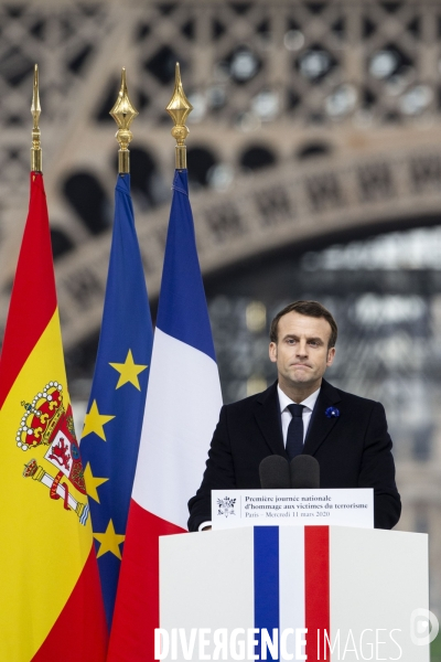 Cérémonie d hommage aux victimes du terrorisme au Trocadéro.