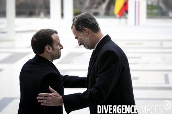 Cérémonie d hommage aux victimes du terrorisme au Trocadéro.