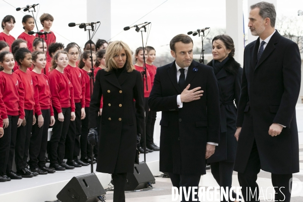 Cérémonie d hommage aux victimes du terrorisme au Trocadéro.