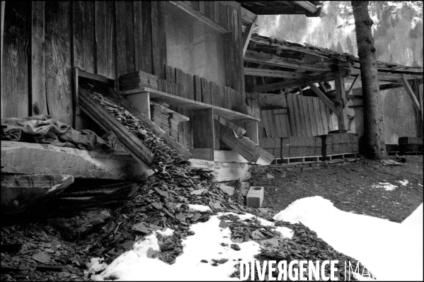 Mines artisanales de la Vallée des Ardoisières à Morzine. Mars 2009.