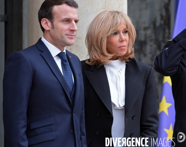 Emmanuel et brigitte Macron à l elysée