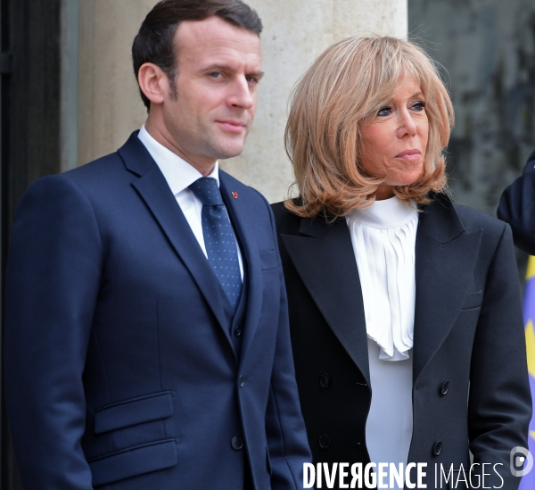 Emmanuel et brigitte Macron à l elysée