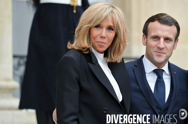 Emmanuel et brigitte Macron à l elysée