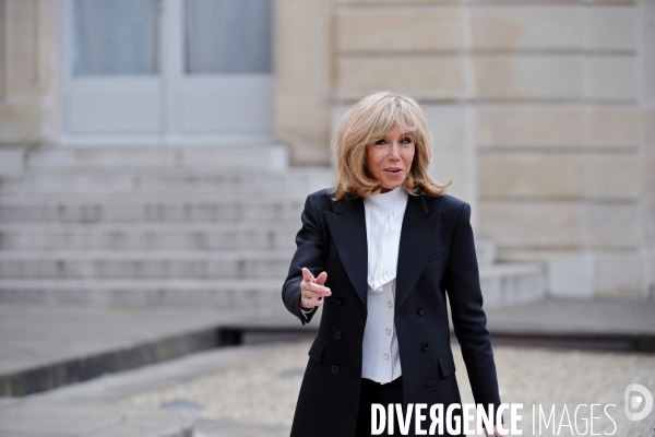 Emmanuel et brigitte Macron à l elysée