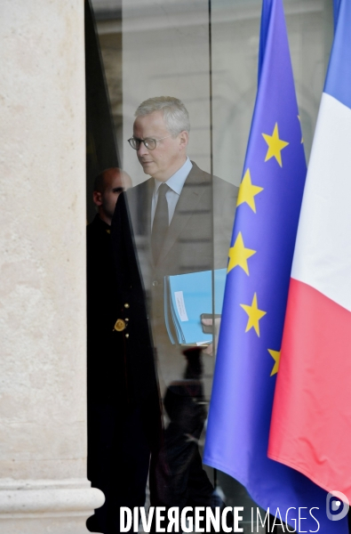 Emmanuel et brigitte Macron à l elysée