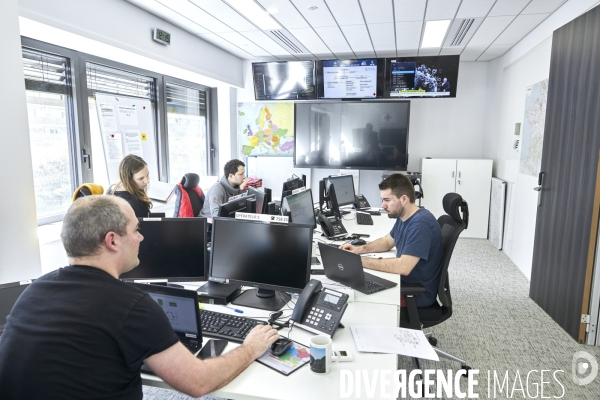 Julien Denormandie au siège national de la Croix Rouge Française