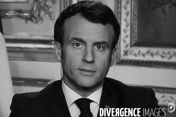 « Nous sommes en guerre » Allocution télévisée d Emmanuel Macron.    We are at war  TV address by Emmanuel Macron.