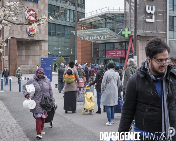 Paris à l heure du Coronavirus, premier jour de confinement