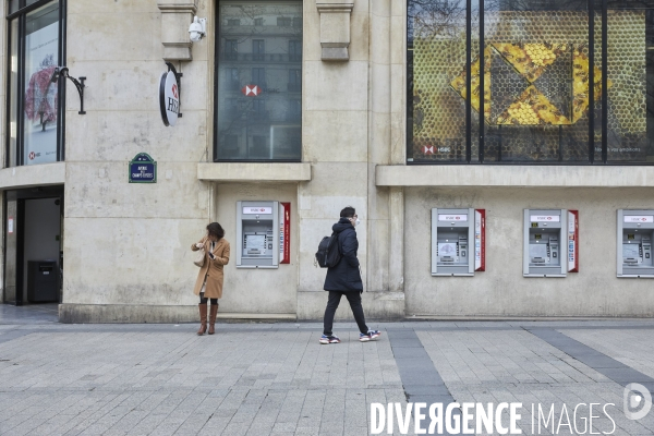 Alone in Paris - Jour 1 Confinement 17 mars 2020