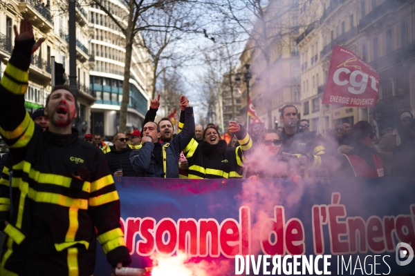 Manif contre le 49.3