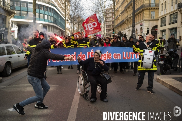 Manif contre le 49.3