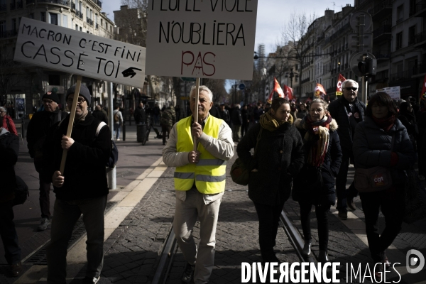Manif contre le 49.3
