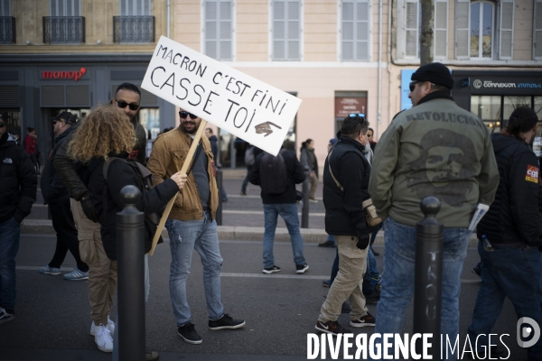 Manif contre le 49.3