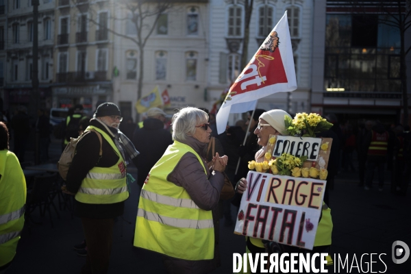 Manif contre le 49.3