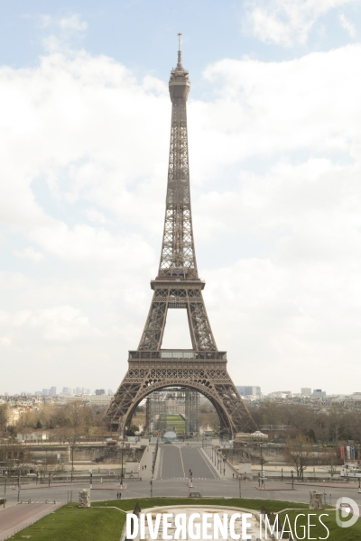 Coronavirus la tour eiffel fermee