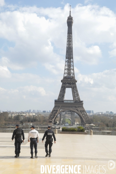 Coronavirus la tour eiffel fermee