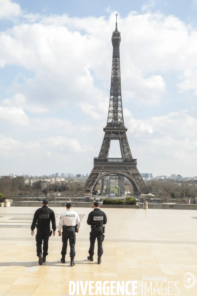 Coronavirus la tour eiffel fermee