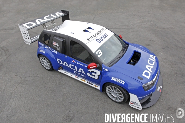 Duster DACIA en préparation pour la course de Pike s Peak, au USA.
