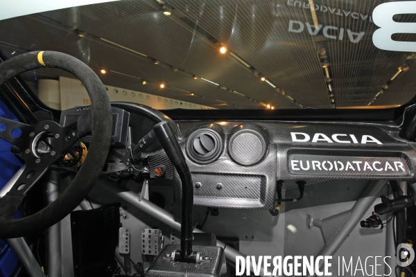 Duster DACIA en préparation pour la course de Pike s Peak, au USA.
