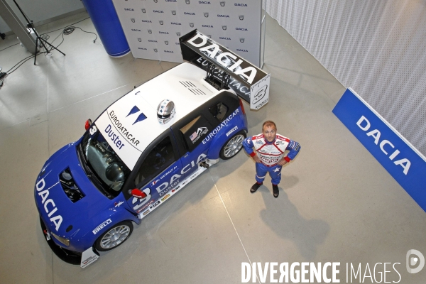 Duster DACIA en préparation pour la course de Pike s Peak, au USA.