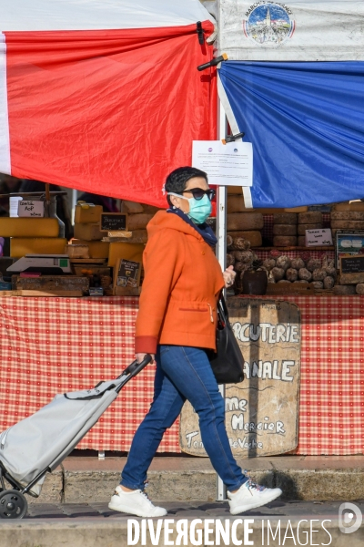 Marché de Valence au 5e jour de confinement