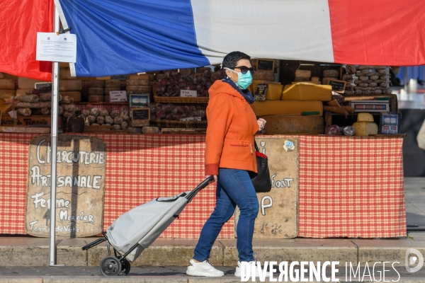 Marché de Valence au 5e jour de confinement