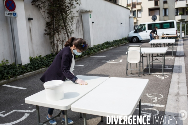 L association Magdalena distribue des repas à Grenoble pendant la période de confinement