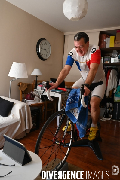 Marco dans la montée du Ventoux. Confinement 8ème jour.