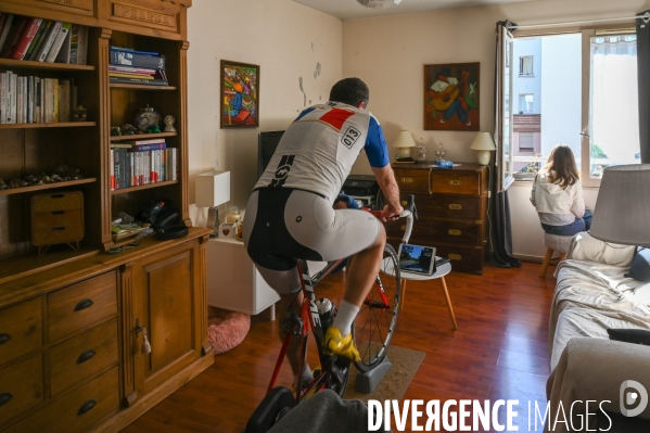 Marco dans la montée du Ventoux. Confinement 8ème jour.