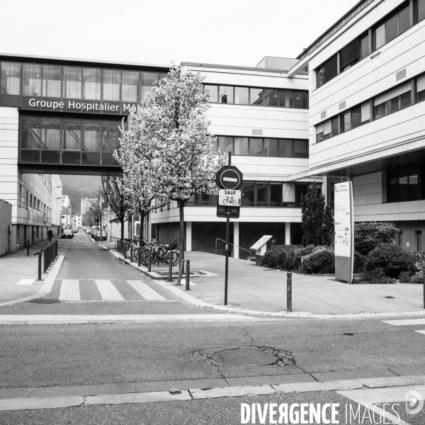 Première semaine de confinement à Grenoble