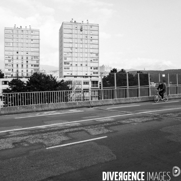 Première semaine de confinement à Grenoble