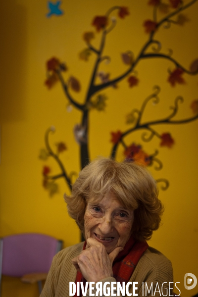 Quotidien, activités et vie sociale à la maison de retraitre Jeanne Calment à Arles.