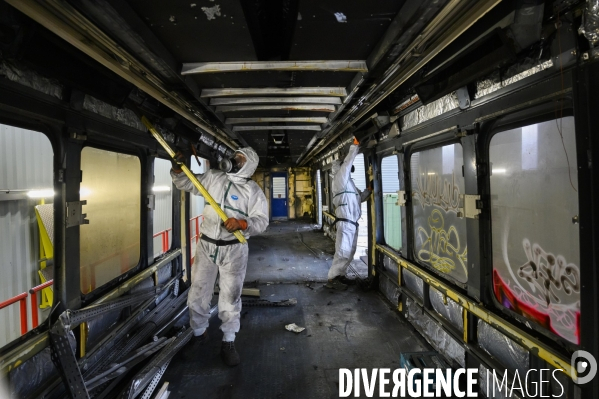 Déconstruction et désamiantage de train