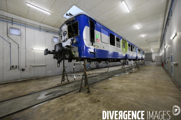 Déconstruction et désamiantage de train