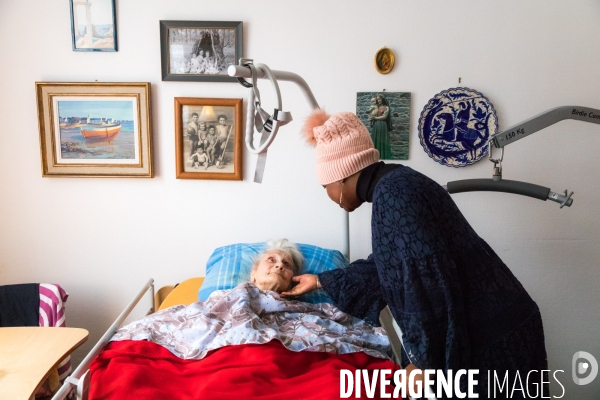 Auxiliaire de vie: une aide de vie précieuse pour les seniors
