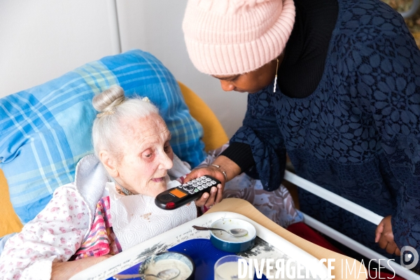 Auxiliaire de vie: une aide de vie précieuse pour les seniors