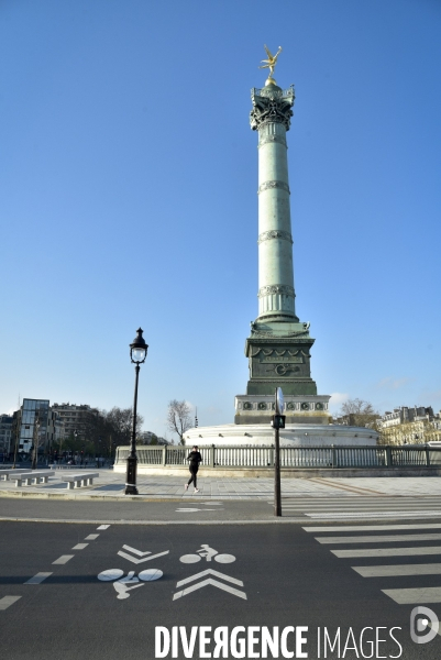 Confinement Covid-19. Paris desertique, quartier Bastille. The Covid-19 Coronavirus pandemic.