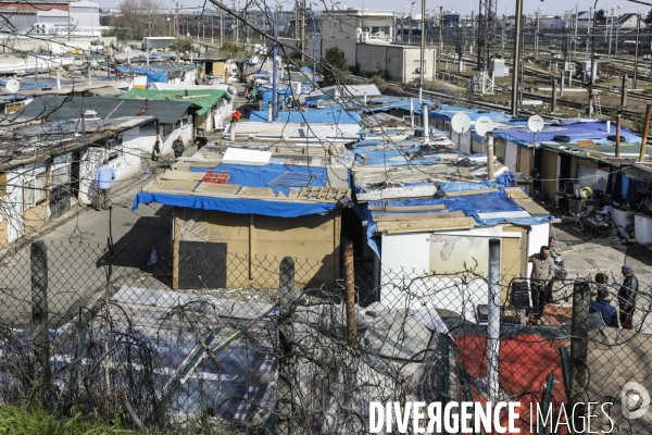 CORONAVIRUS - camp de Roms à Bobigny