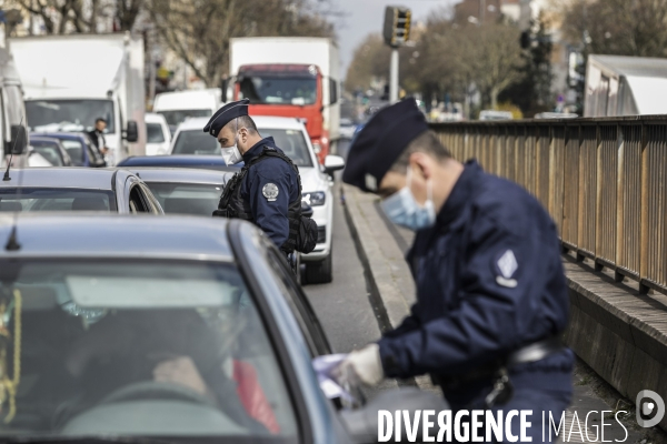 CORONAVIRUS - Contrôle policier en Banlieue