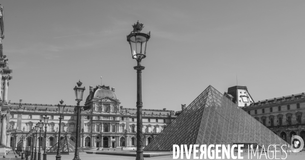 Confinement : quartier du louvre un samedi ensoleille