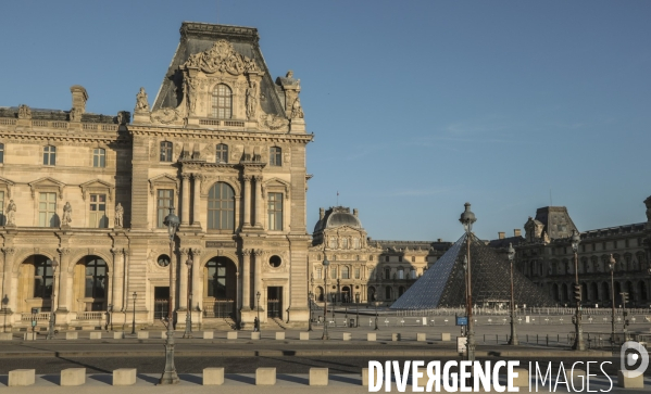 Confinement : quartier du louvre un samedi ensoleille