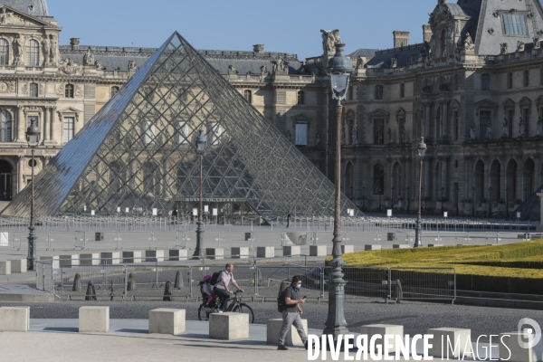 Confinement : quartier du louvre un samedi ensoleille