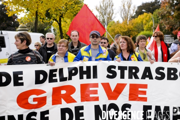 Manifestation à Strasbourg, journée d action syndicale mondiale pour le « travail décent »