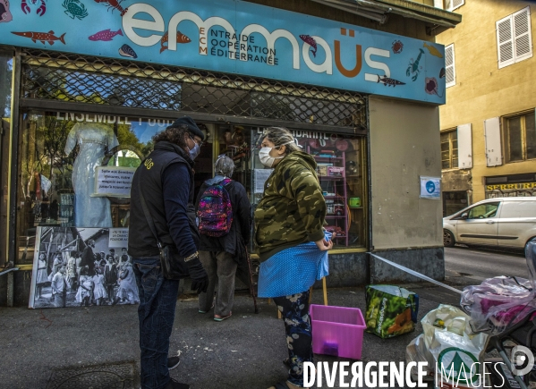 Petit-déjeuner de l association Emmaüs au 22ème jour de confinement