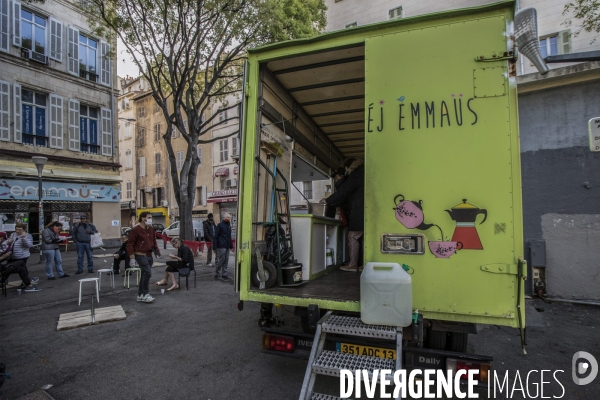 Petit-déjeuner de l association Emmaüs au 22ème jour de confinement