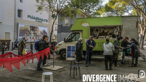 Petit-déjeuner de l association Emmaüs au 22ème jour de confinement