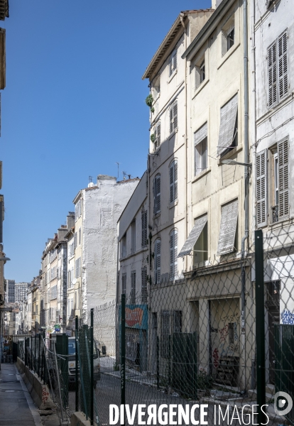 2 immeubles de la rue d Aubagne vont être démolis.