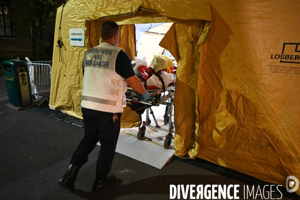Ambulance de réanimation des pompiers.